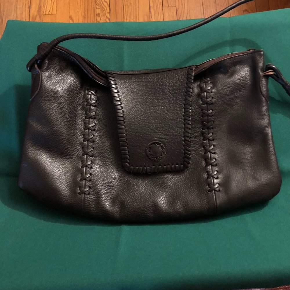 NEWPORT NEWS Handbag (leather)